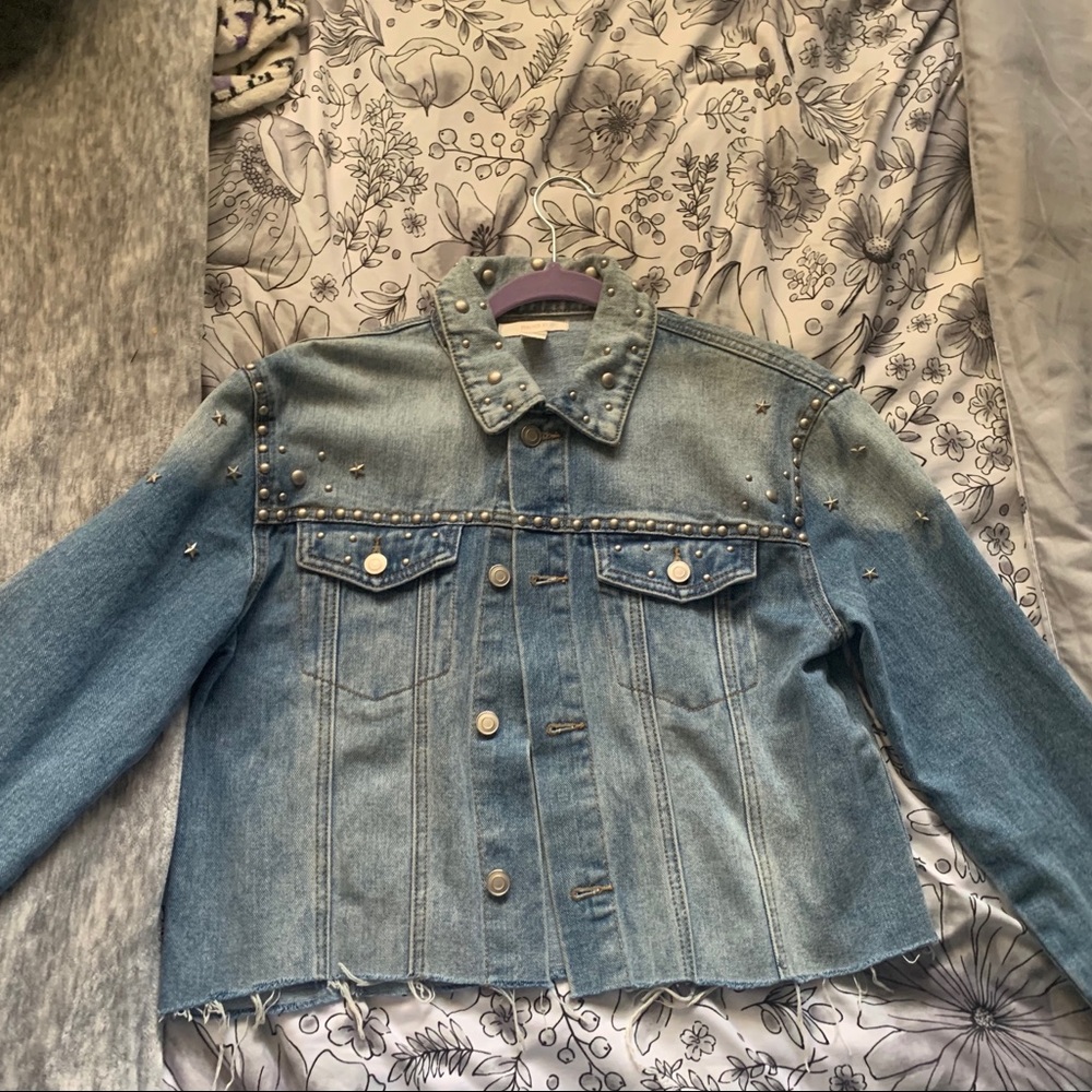 Cropped studded Jean jacket